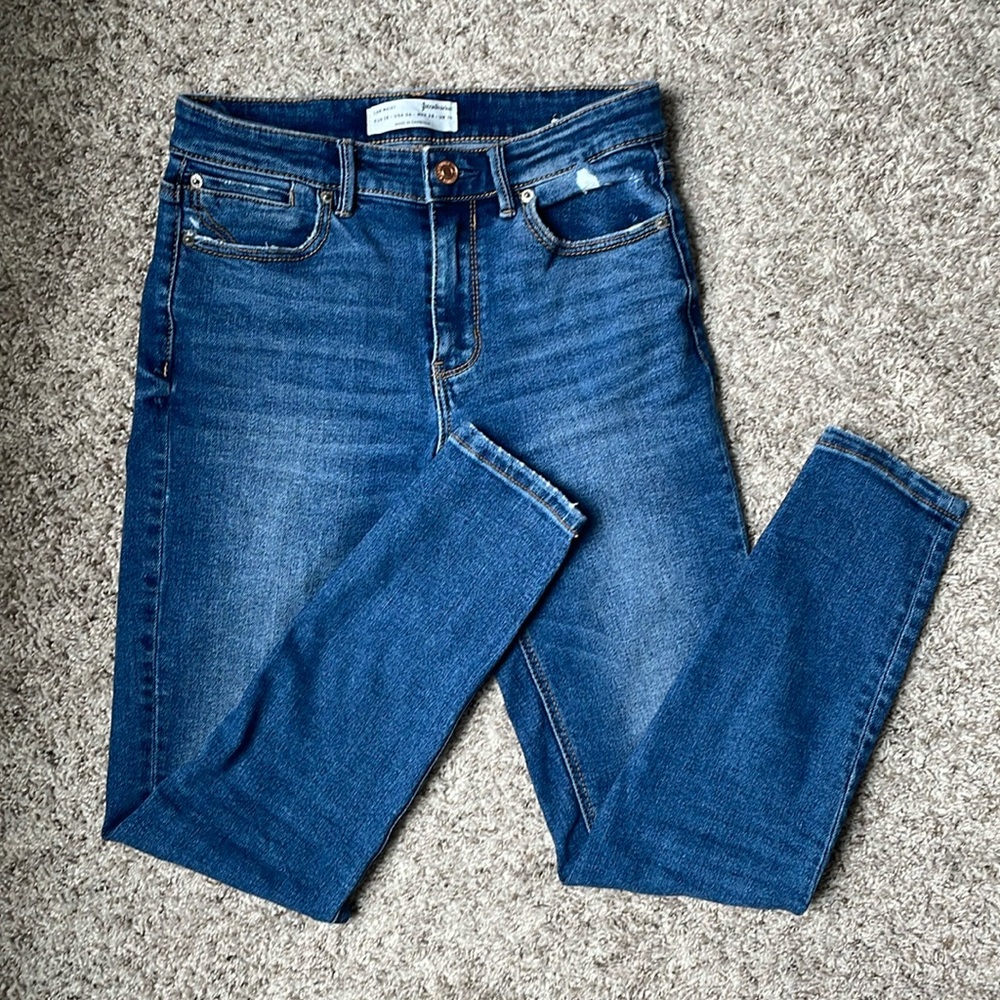 Stradivarius Low Waist Blue Skinny Jeans | Size 6 | Like New